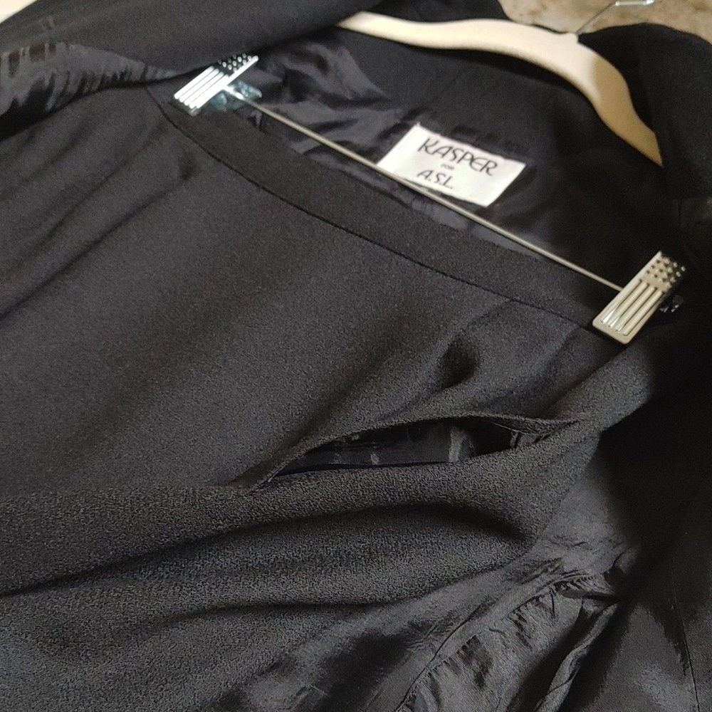 VTG Kasper Black Tailored Wool Crepe Suit - Picture 8 of 14